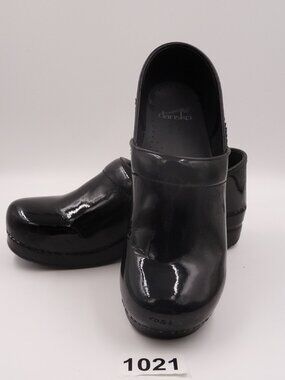 Dansko Women’s Clogs - Black - Glossy Finish - Size 41